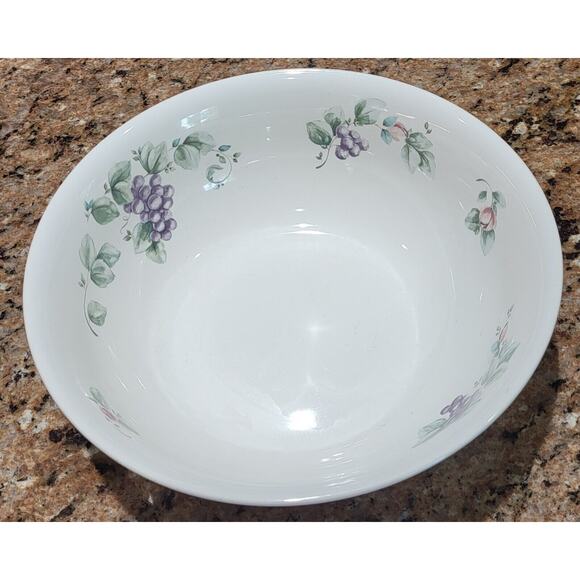 Vtg Pfaltzgraff Grapevine Large Serving Bowl 10” Round Vegetable Salad USA Grape - Picture 1 of 14